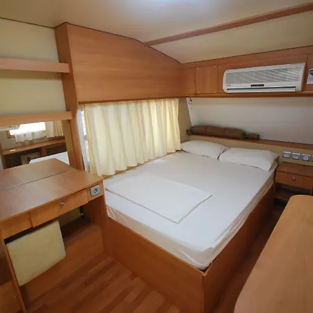S3 Seahorse Club Hotel 3*