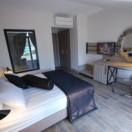 S3 Seahorse Club Hotel