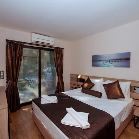 S3 Seahorse Club Hotel