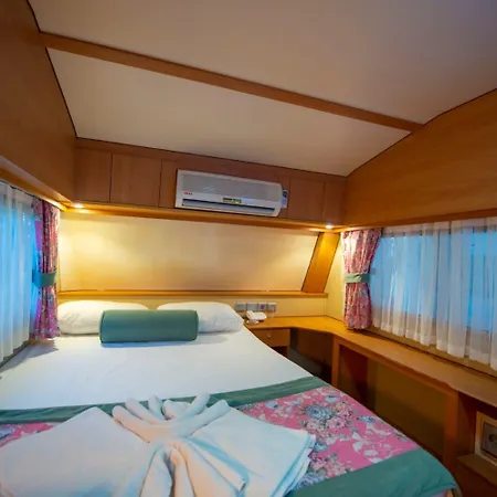 Hotel S3 Seahorse Club