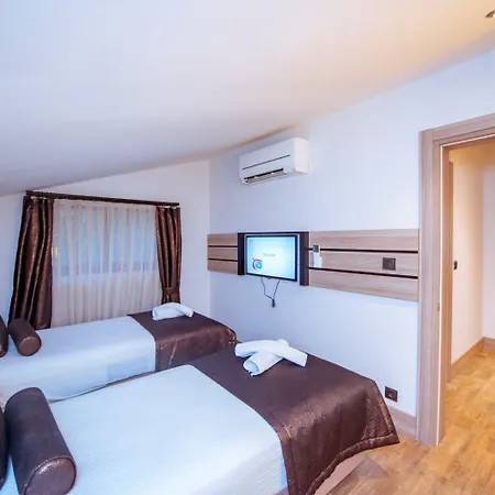 S3 Seahorse Club Hotell