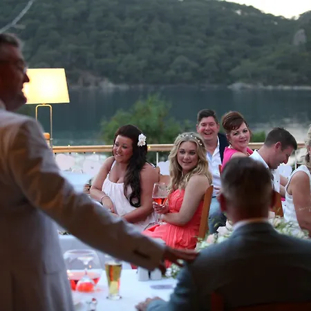 S3 Seahorse Club Hotell